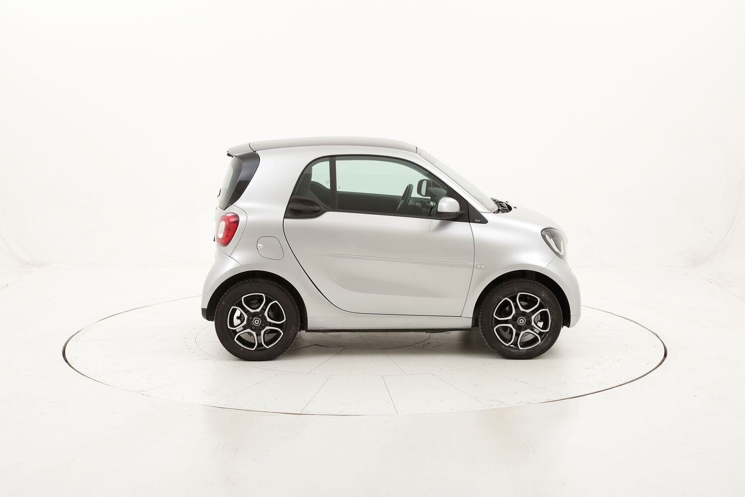 Smart Fortwo Prime twinamic usata del 2017 con 24.668 km