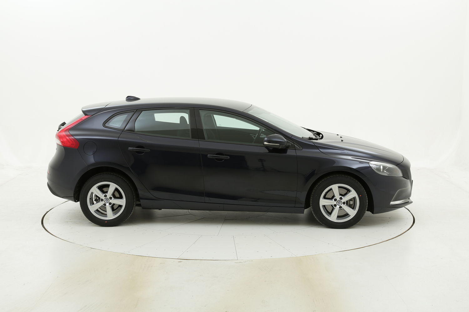 Volvo V40 usata del 2016 con 75.509 km