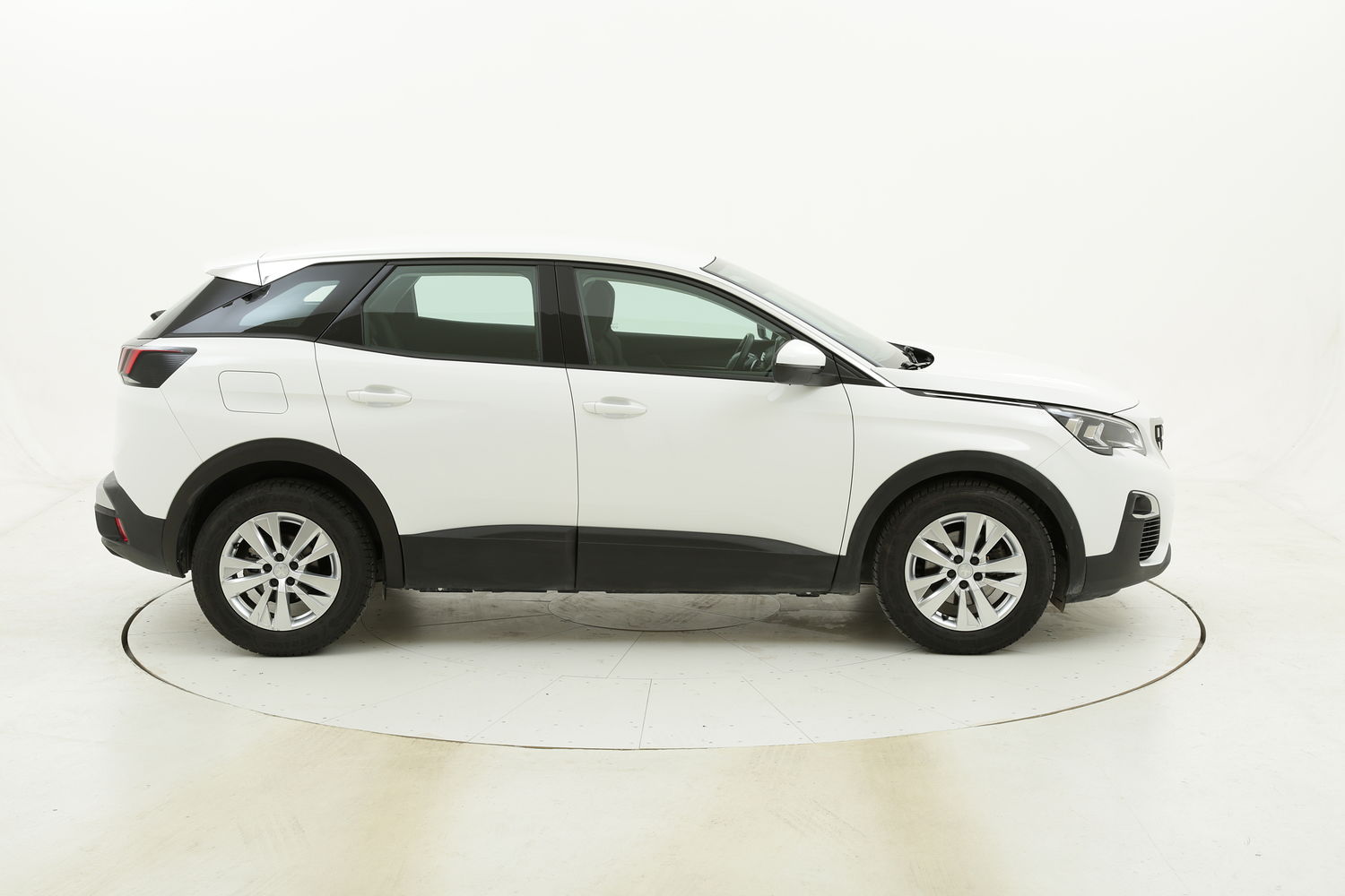 Peugeot 3008 Business EAT6 usata del 2018 con 39.670 km
