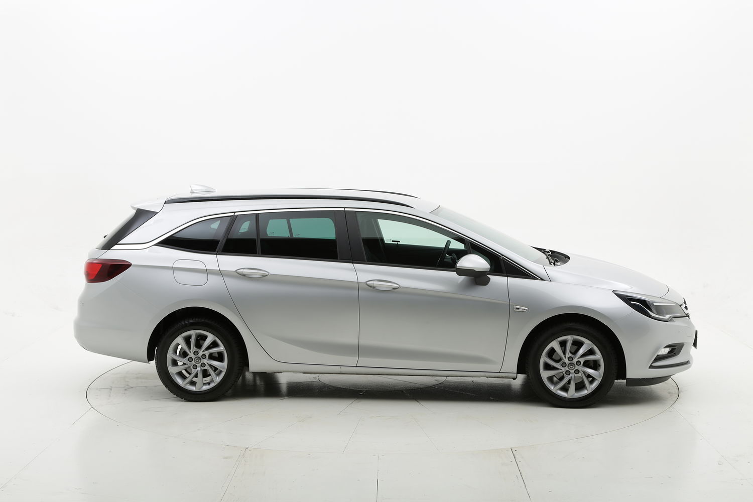 Opel Astra usata del 2018 con 24.189 km