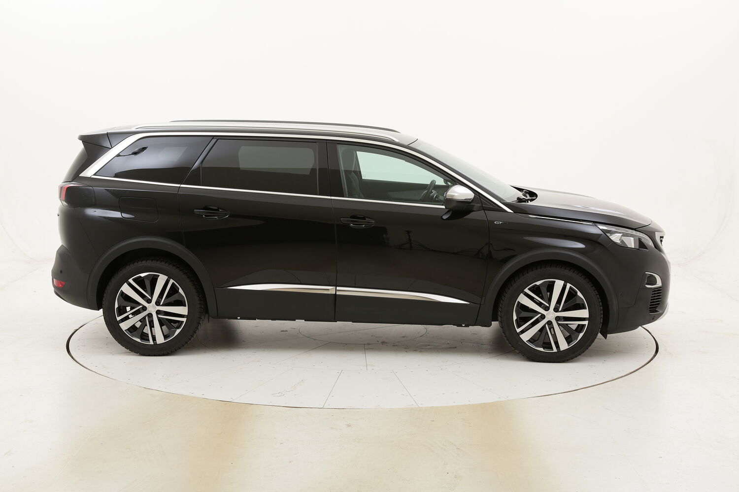 Peugeot 5008 GT EAT6 - 7posti usata del 2018 con 37.721 km