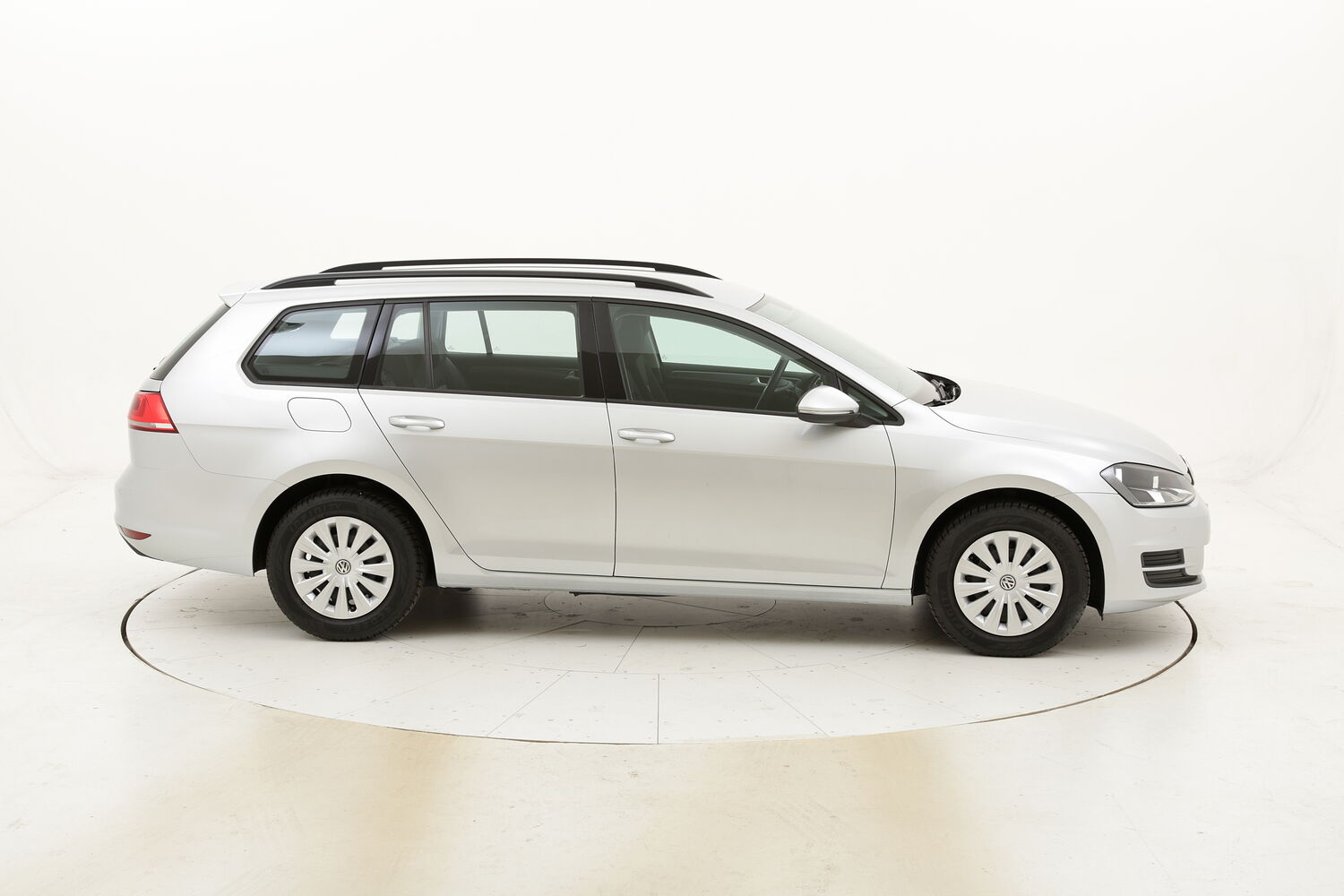 Volkswagen Golf Variant Trendline usata del 2016 con 77.862 km