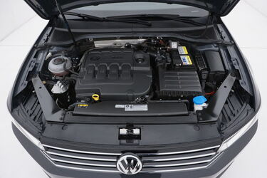 Vano motore di Volkswagen Passat