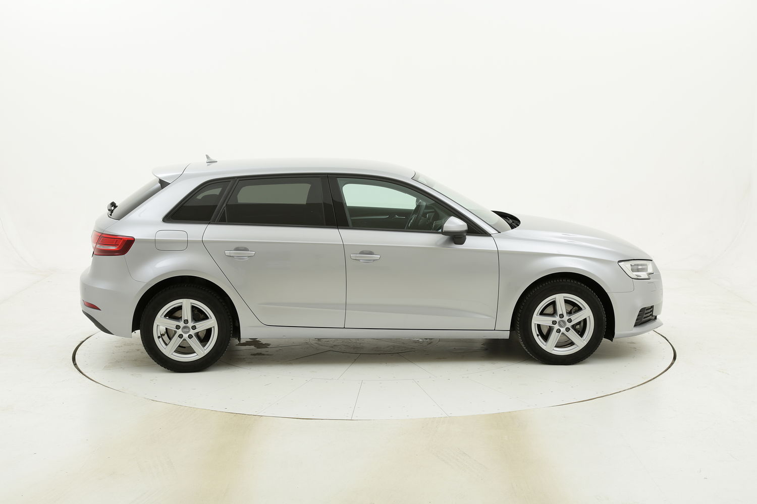 Audi A3 SPB Business S tronic usata del 2017 con 97.939 km