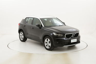 Volvo XC40 D4 Momentum AWD Geartronic usata del 2018 con 52.050 km