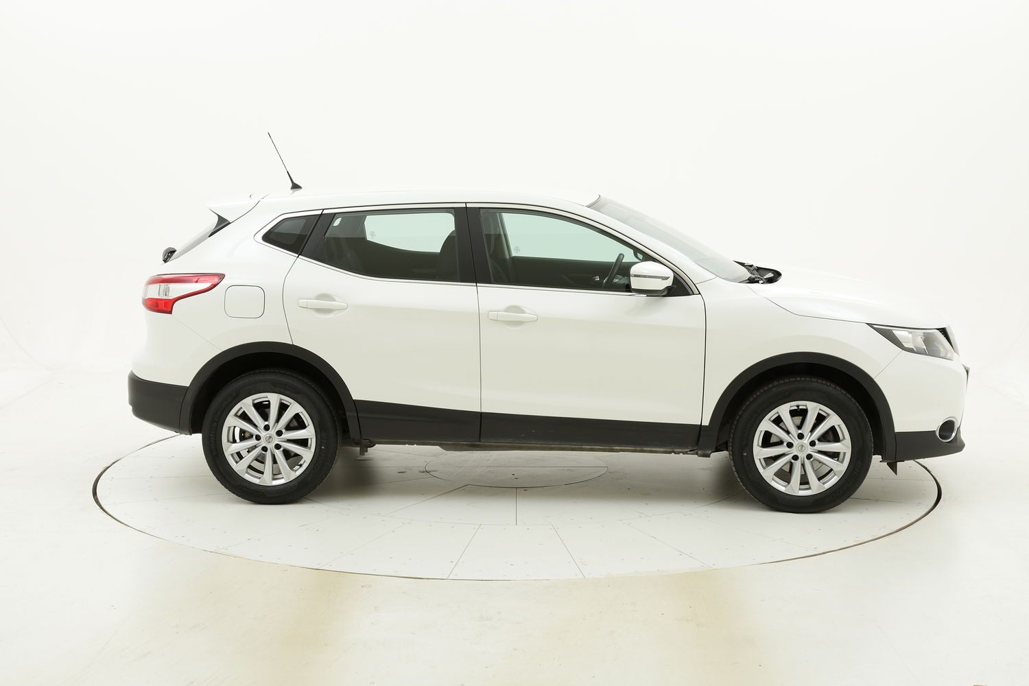 Nissan Qashqai usata del 2017 con 123.671 km