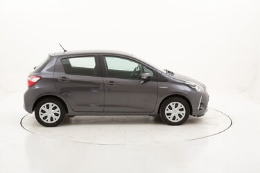 Toyota Yaris Hybrid Business usata del 2018 con 22.701 km