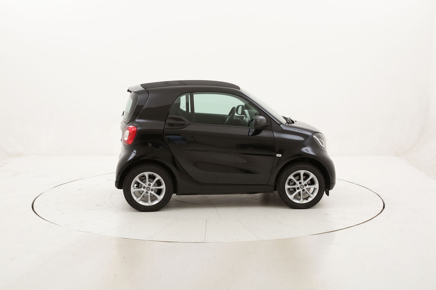 Smart Fortwo Youngster twinamic usata del 2019 con 13.759 km