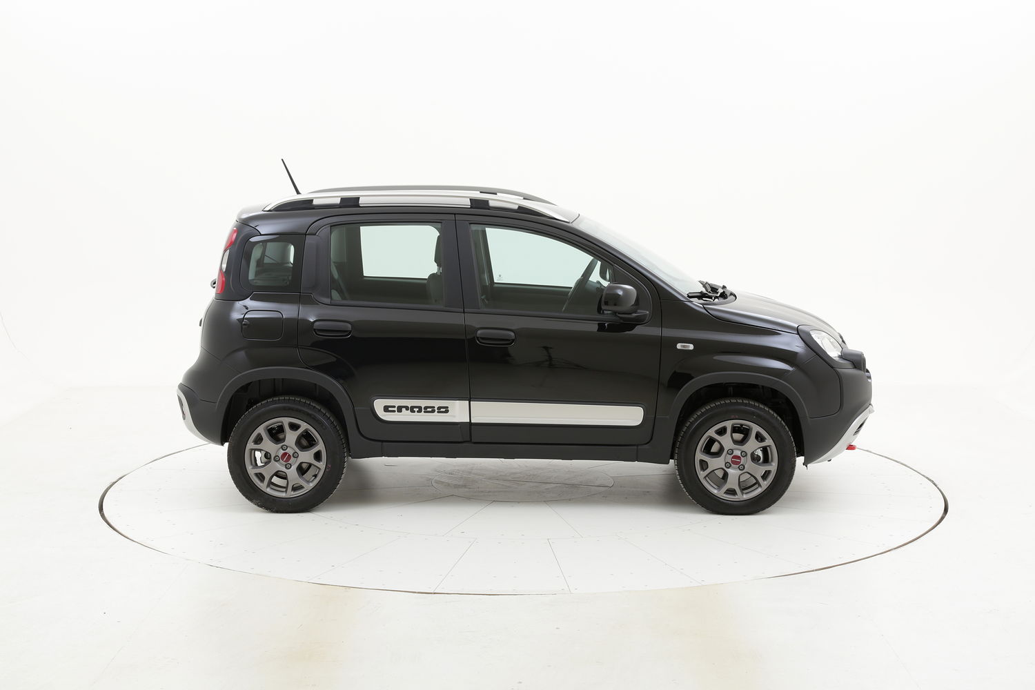 Fiat Panda Cross 4x4 5 posti km 0 benzina nera