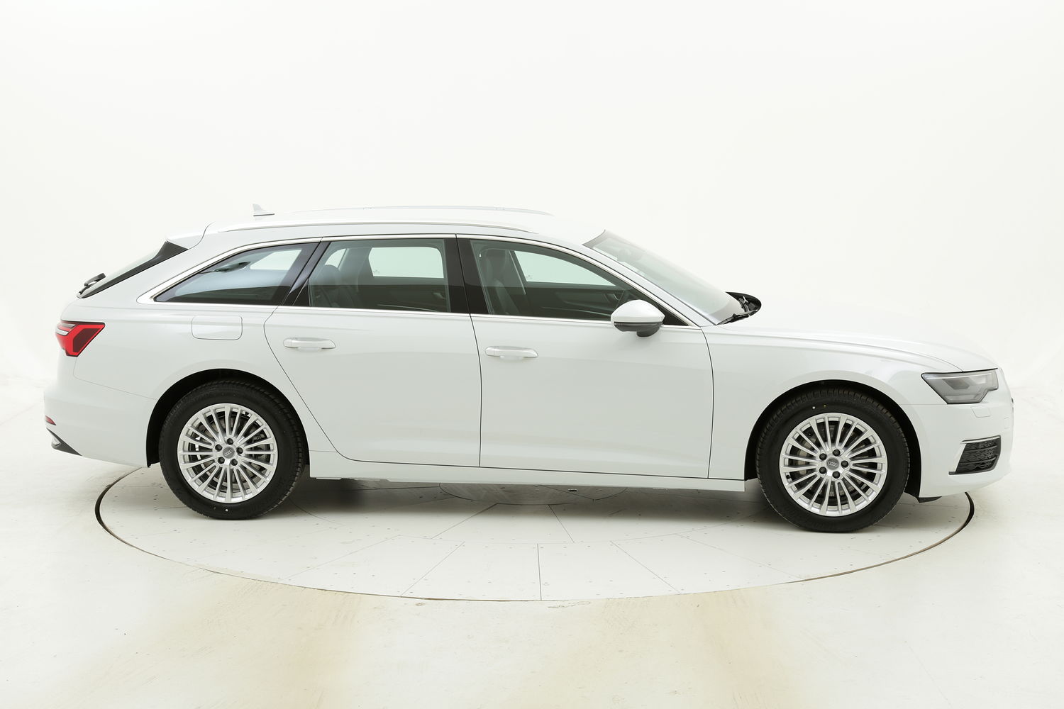 Audi A6 Avant Business Design tiptronic km 0 ibrido diesel bianca