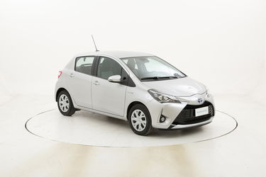 Toyota Yaris Hybrid Business km 0 ibrido benzina grigia