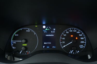 Interni di Mazda Mazda2 Hybrid