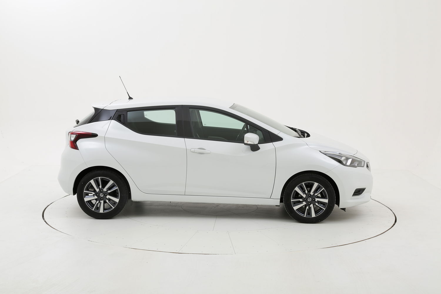 Nissan Micra Acenta km 0 diesel bianca