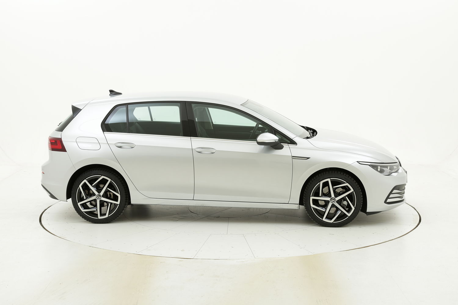 Volkswagen Golf a noleggio lungo termine