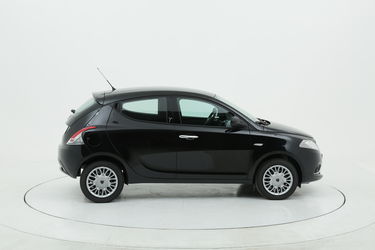 Lancia Ypsilon ibrido benzina a noleggio a lungo termine
