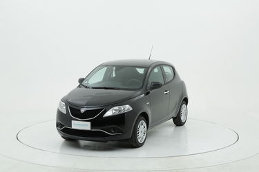 Lancia Ypsilon benzina  a noleggio a lungo termine