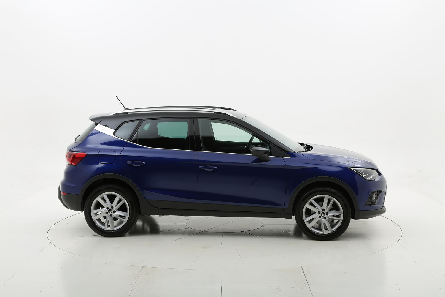 Seat Arona FR metano a noleggio a lungo termine