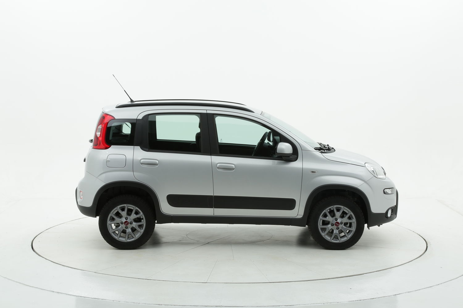 Fiat Panda benzina argento a noleggio a lungo termine
