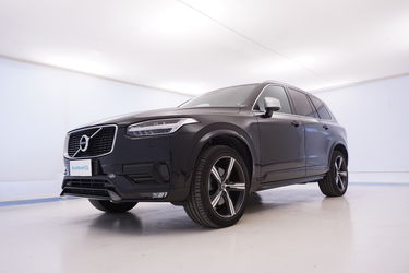 Volvo XC90 Da un'altra prospettiva Volvo XC90 Da un'altra prospettiva