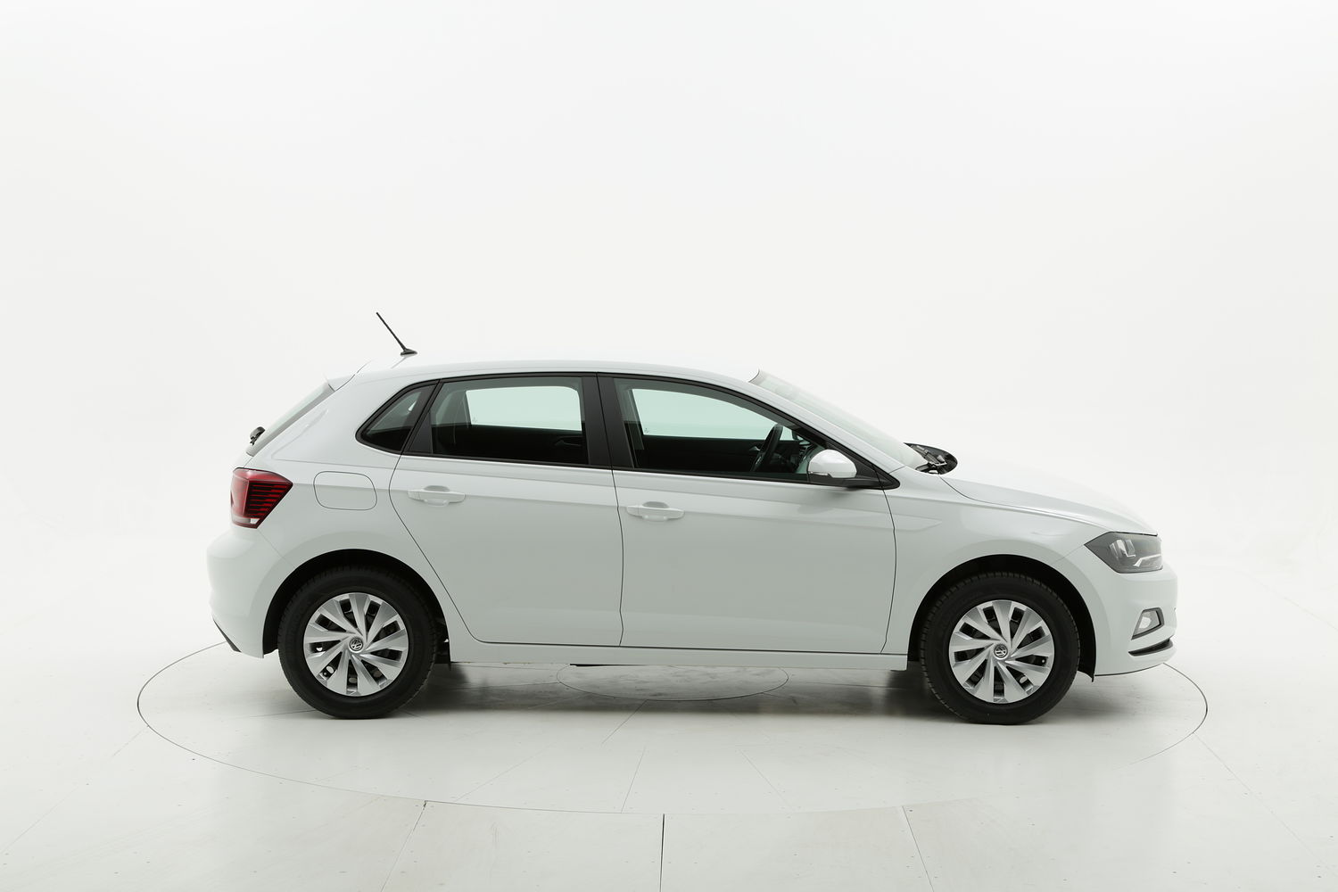 Volkswagen Polo benzina bianca a noleggio a lungo termine