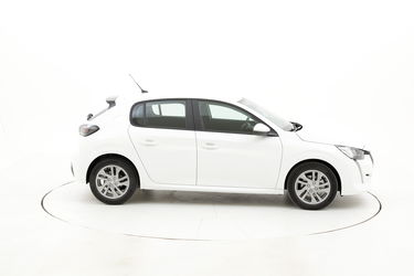 Peugeot 208 benzina a noleggio a lungo termine