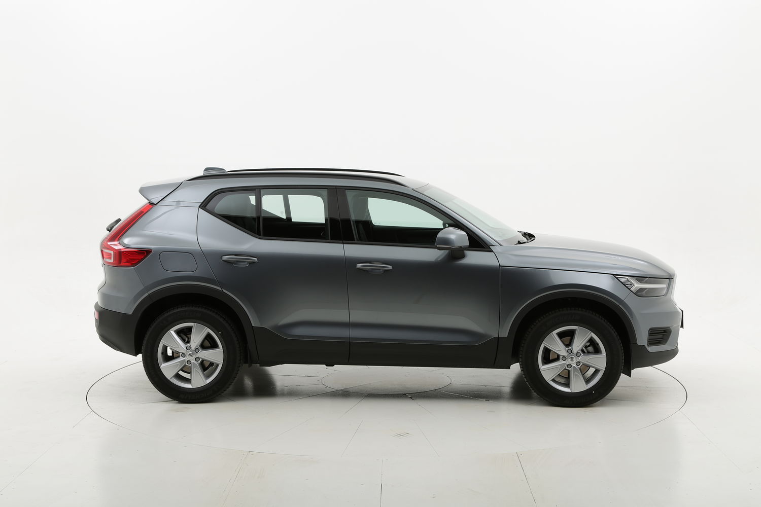 Volvo XC40 diesel antracite a noleggio a lungo termine