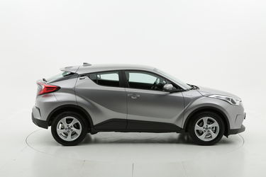 Toyota C-HR ibrido benzina  a noleggio a lungo termine