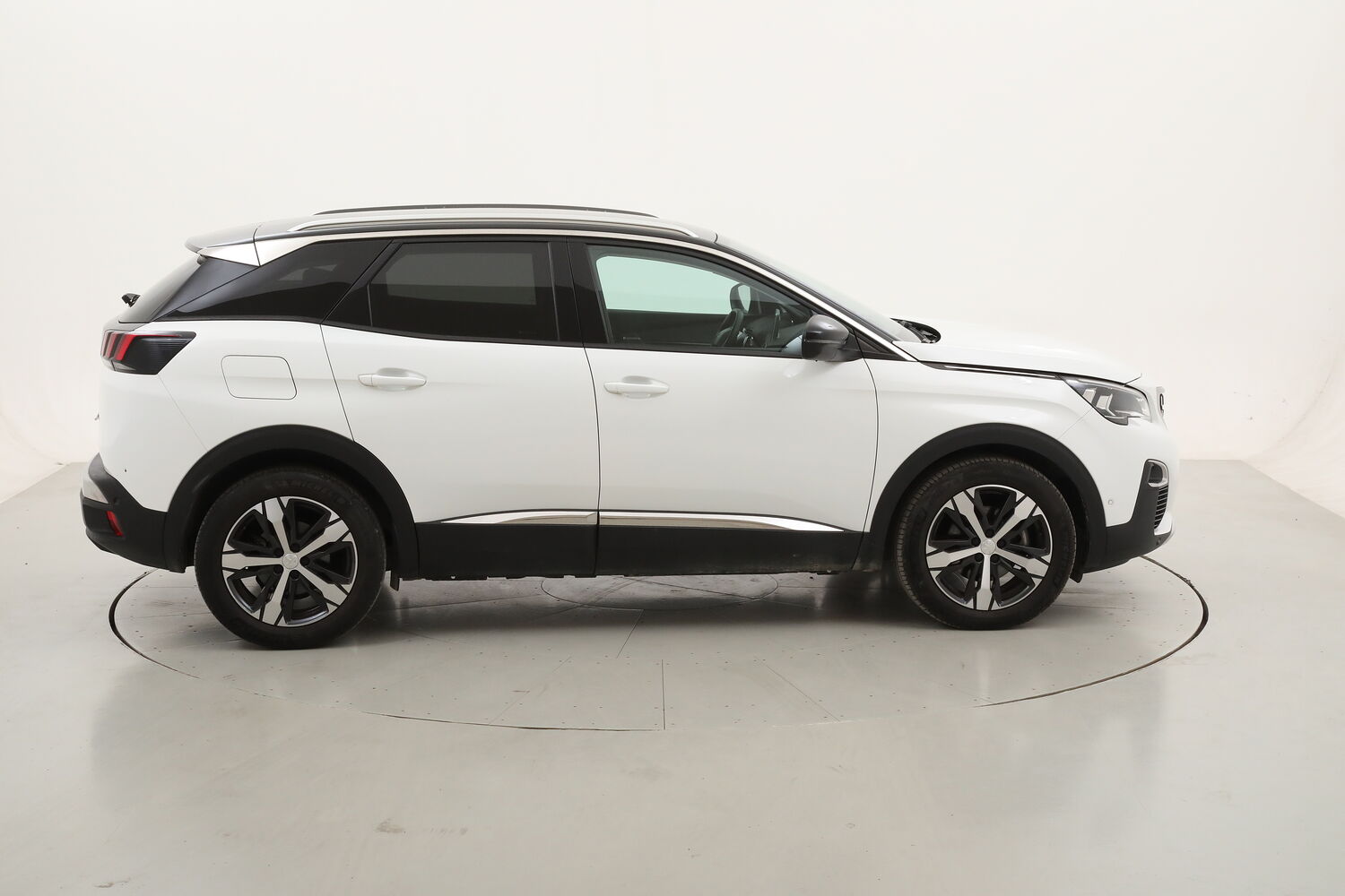 Peugeot 3008 Allure EAT8 usata del 2020 con 112.298 km