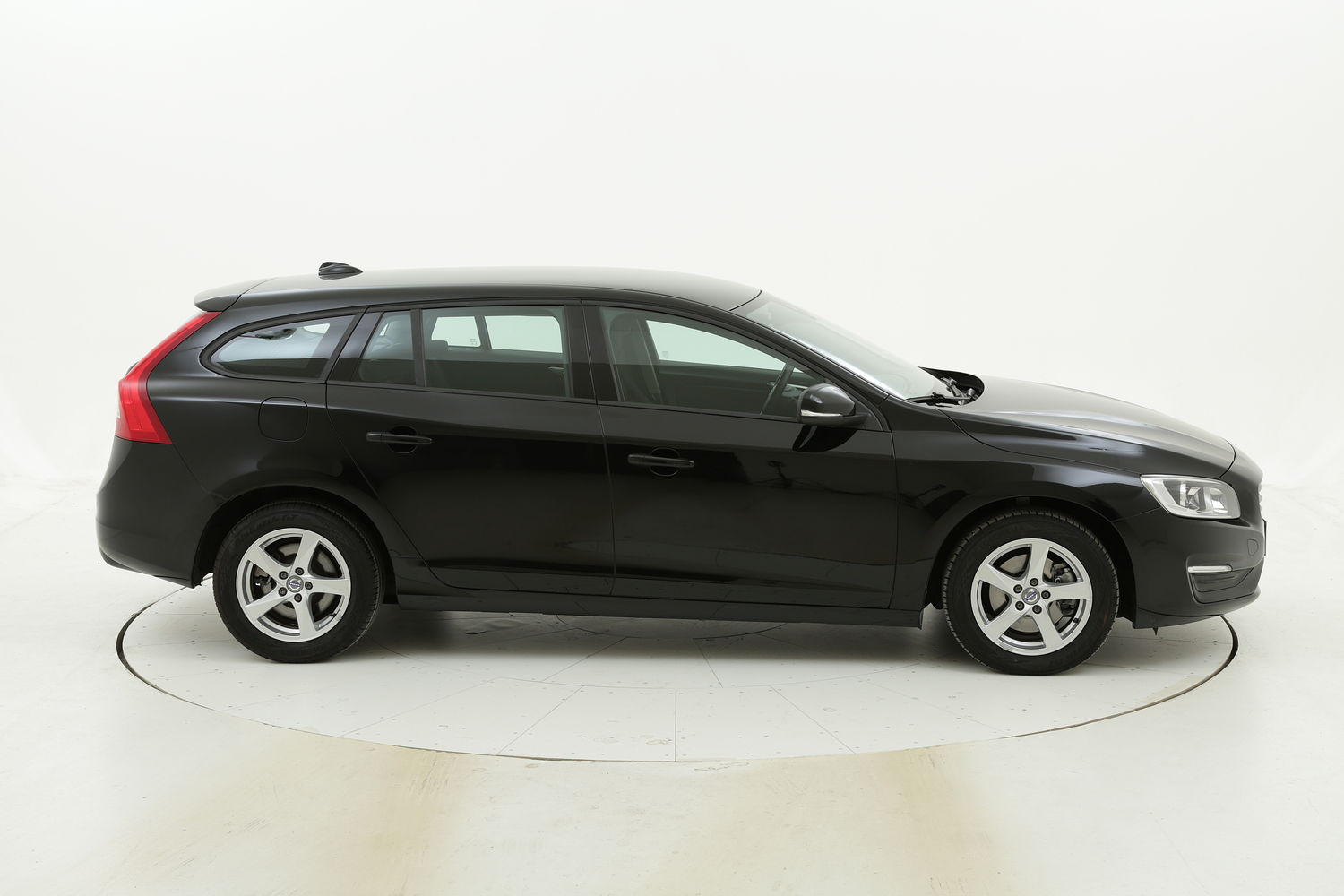Volvo V60 D3 Business Geartronic usata del 2017 con 110.016 km