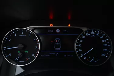 Nissan Qashqai Business Xtronic 1.3 Mild Hybrid 158CV Automatico Interni