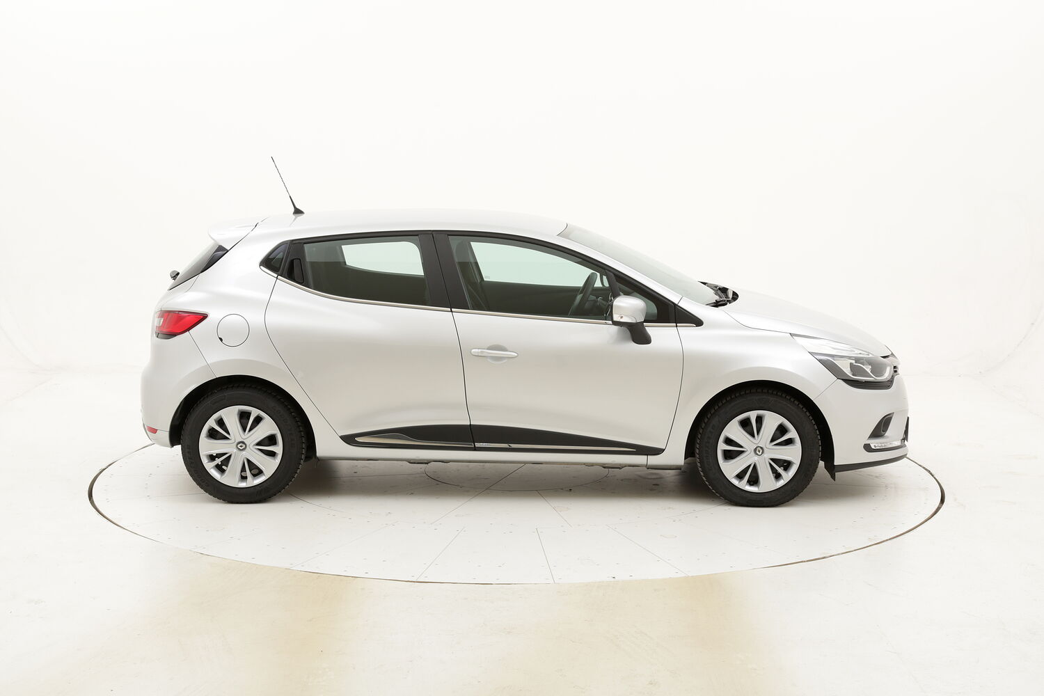 Renault Clio Energy Zen usata del 2018 con 40.045 km