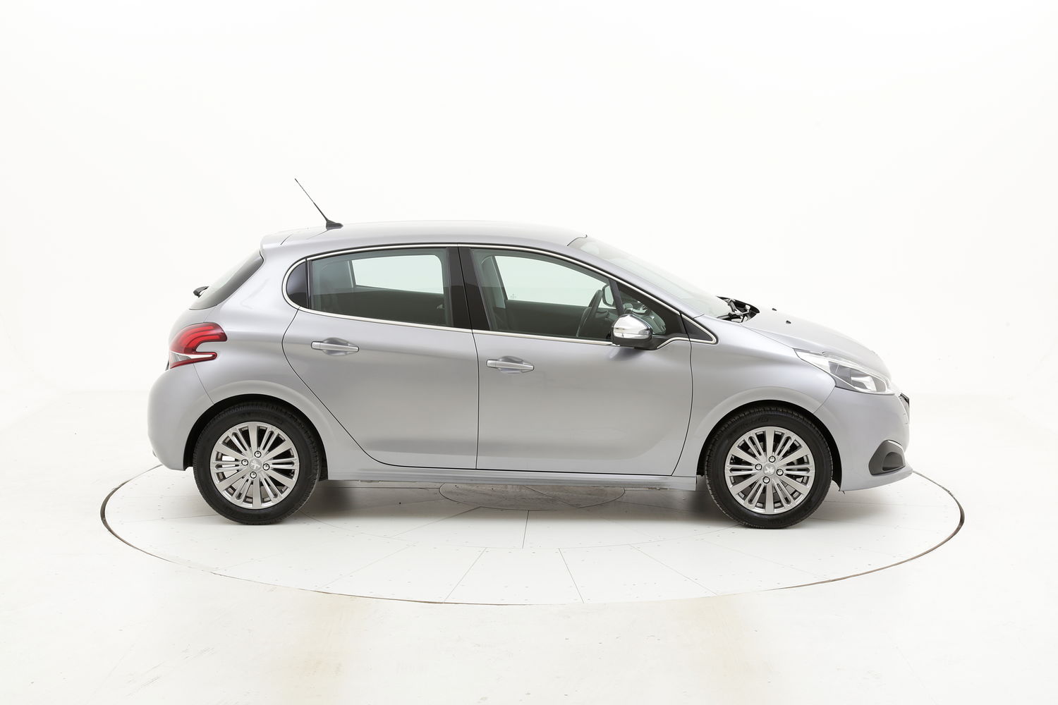 Peugeot 208 usata del 2019 con 14.311 km
