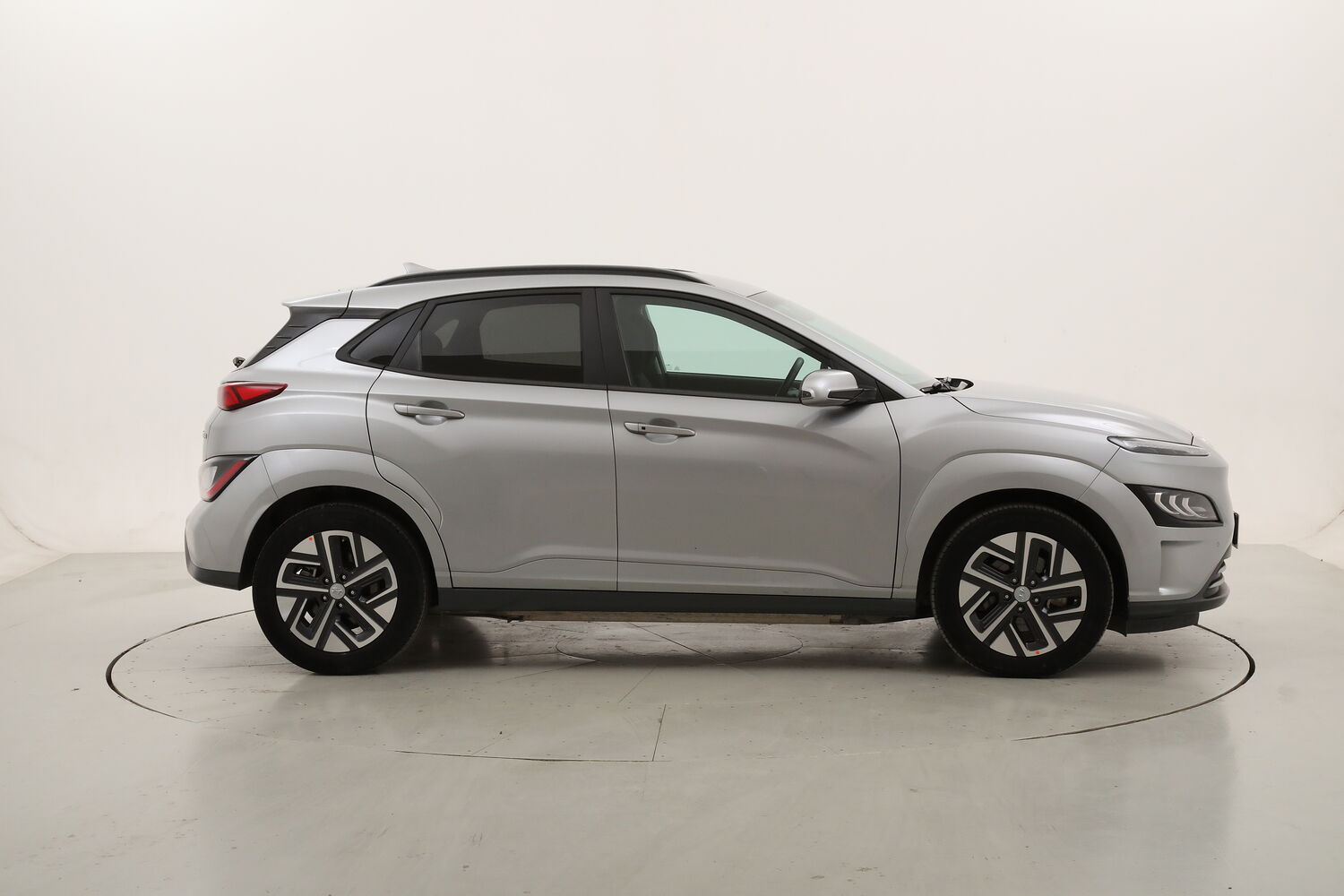 Hyundai Kona Exclusive usata del 2024 con 28.963 km