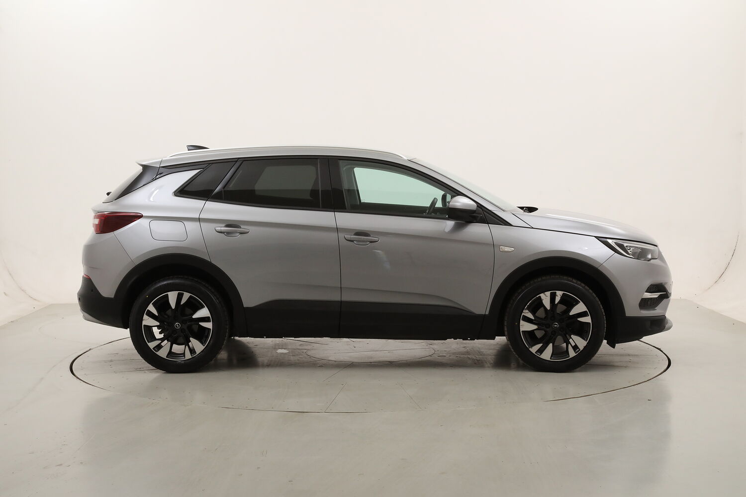 Opel Grandland Elegance usata del 2020 con 113.527 km
