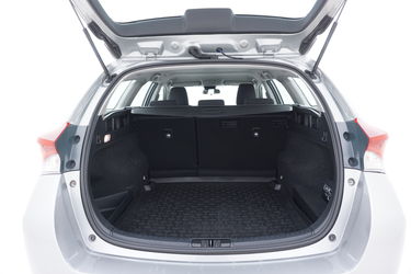 Toyota Auris Bagagliaio Toyota Auris Bagagliaio
