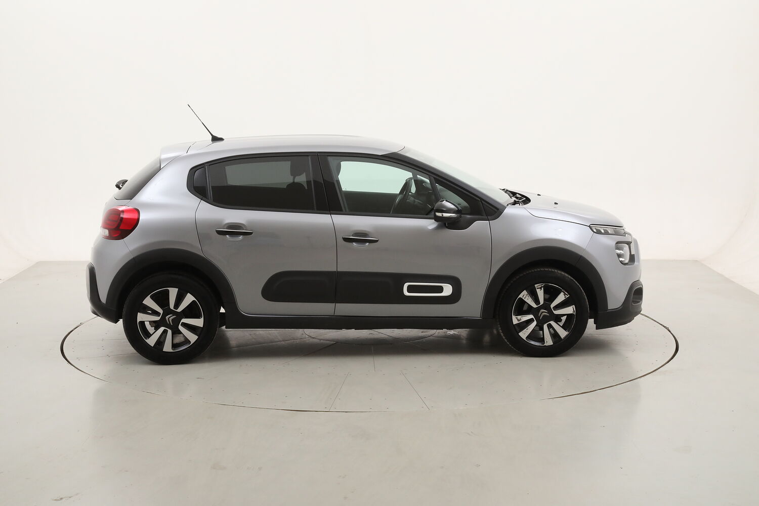 Citroen C3 Max usata del 2024 con 29.416 km