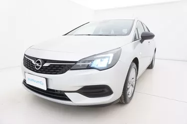 Opel Astra ST Business Elegance AT9 1.5 Diesel 122CV Automatico Visione frontale