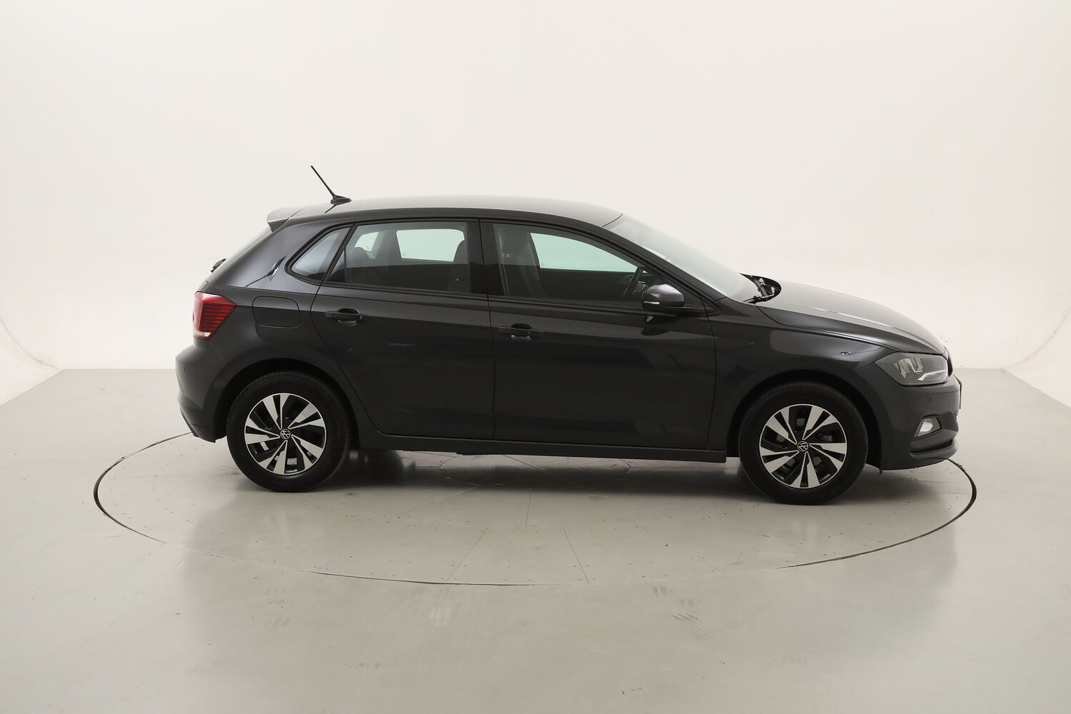 Volkswagen Polo Comfortline usata del 2021 con 111.649 km