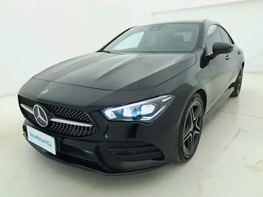 Mercedes CLA Premium 4Matic Automatic 2.0 Benzina 224CV Automatico Visione frontale