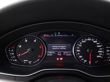 Audi A4 Avant Business S tronic 2.0 Mild Hybrid 163CV Automatico Interni