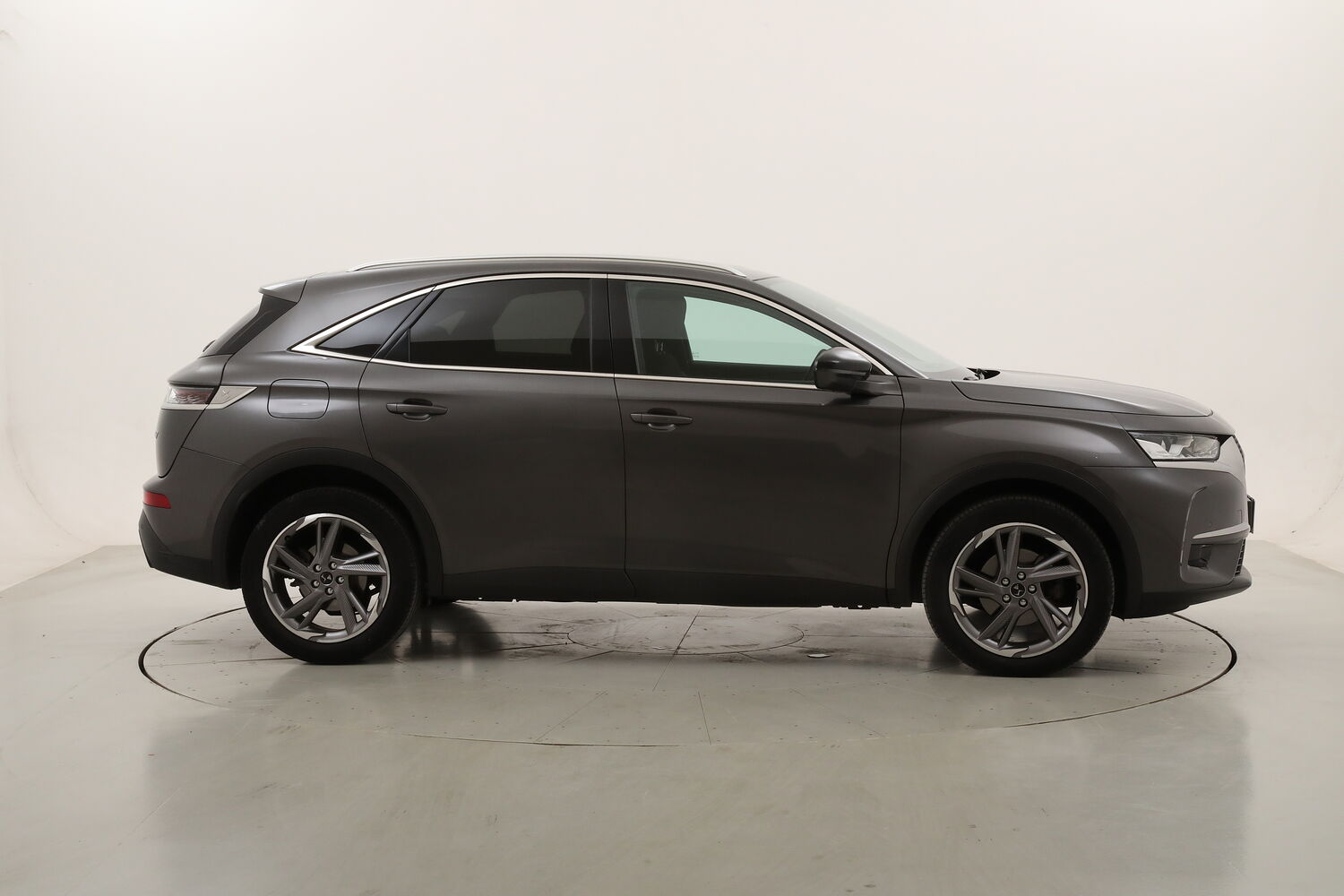 DS DS 7 Crossback Business usata del 2022 con 108.045 km