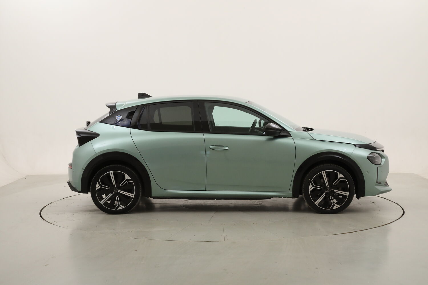 Lancia Ypsilon 51 kWh LX usata del 2024 con 22.180 km