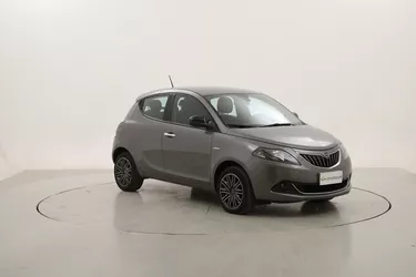 Lancia Ypsilon Hybrid Gold 1.0 Mild Hybrid 70CV Manuale Lancia Ypsilon Hybrid Gold 1.0 Mild Hybrid 70CV Manuale