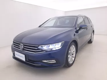 Volkswagen Passat Variant Business DSG 2.0 Diesel 150CV Automatico Visione frontale