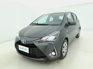 Toyota Yaris Hybrid Business 1.5 Full Hybrid 101CV Automatico Visione frontale