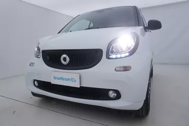 Smart fortwo EQ Passion  Elettrico 56CV Automatico Visione frontale