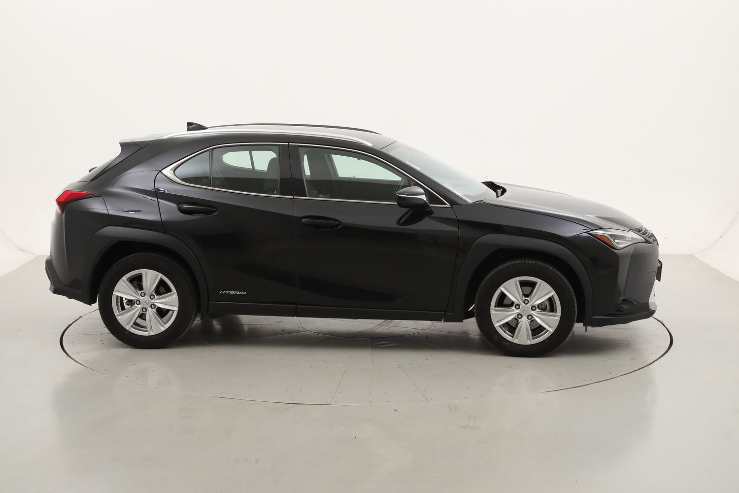 Lexus UX Hybrid Business usata del 2022 con 41.319 km