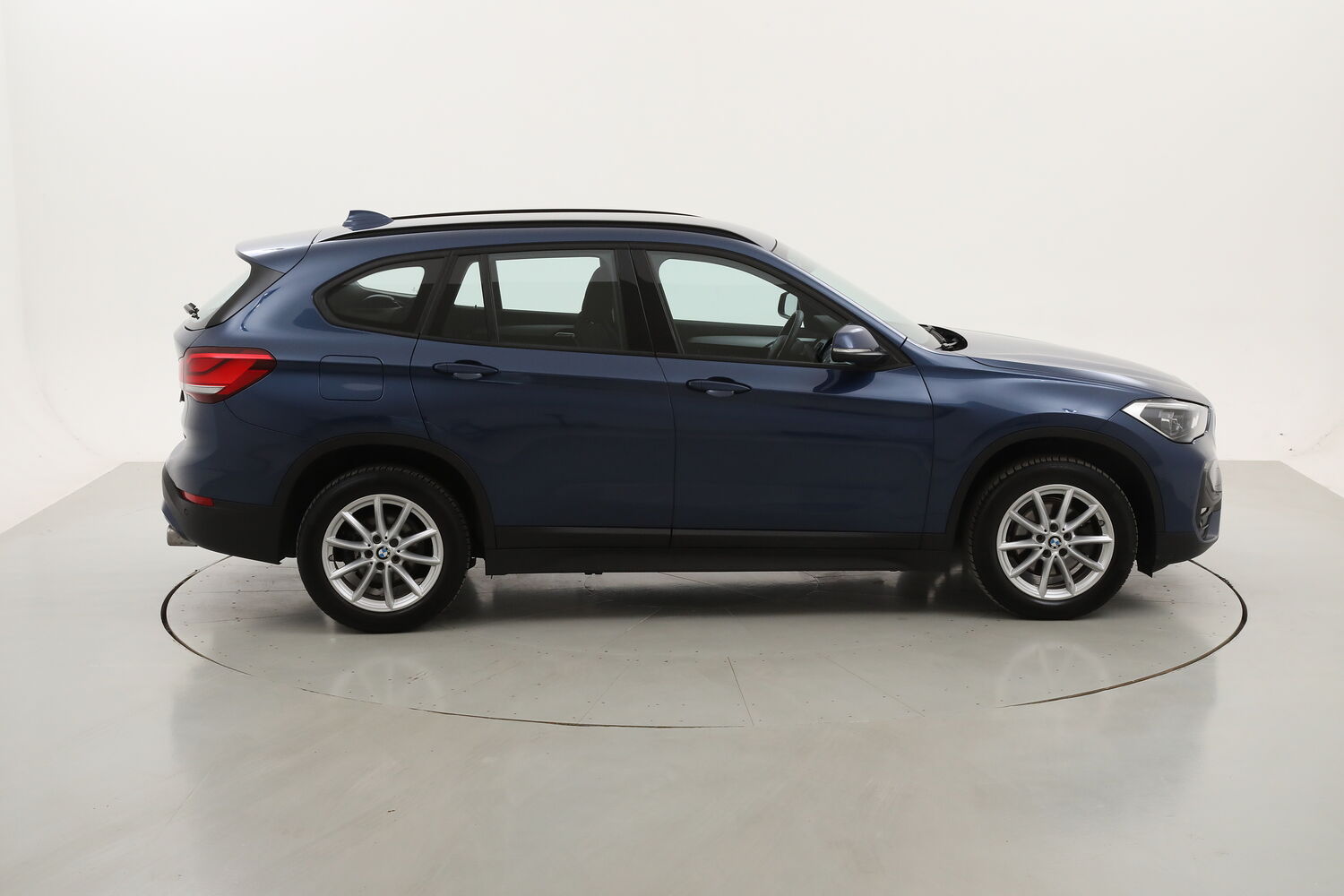 BMW X1 18d Business Advantage sDrive usata del 2021 con 95.129 km