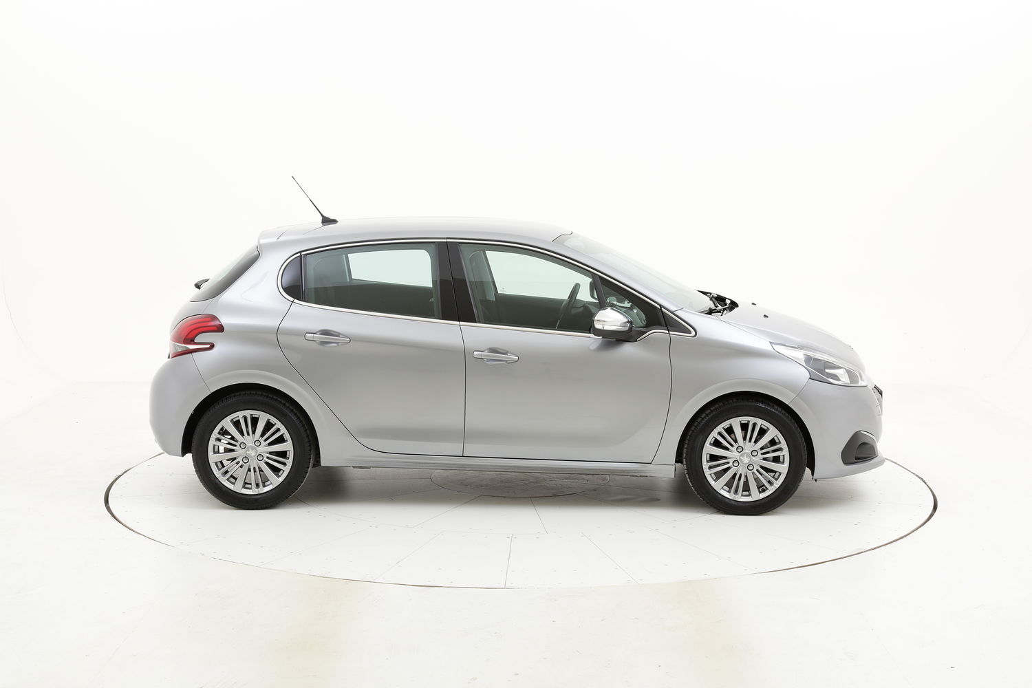 Peugeot 208 usata del 2019 con 21.186 km