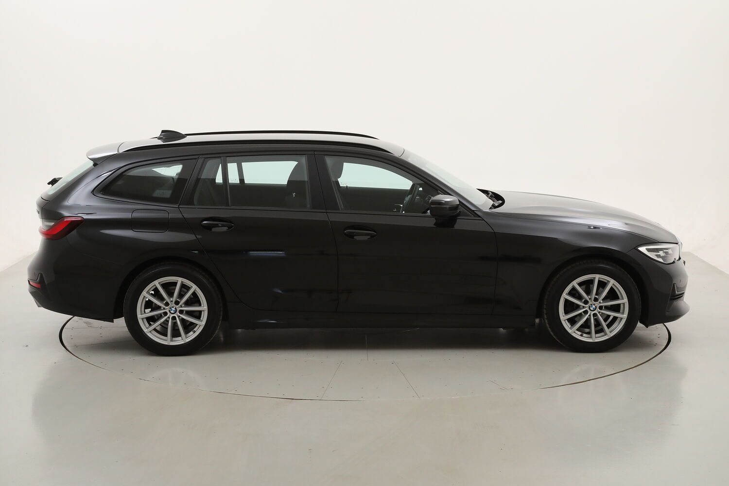 BMW Serie 3 318d 48V Touring Business Advantage usata del 2022 con 73.084 km